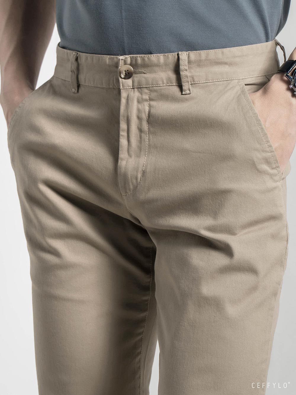 Quần khaki túi chéo Ceffylo - Đen Quần khaki túi chéo Ceffylo - Đen